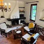 Giulia 3 Levels Villa *